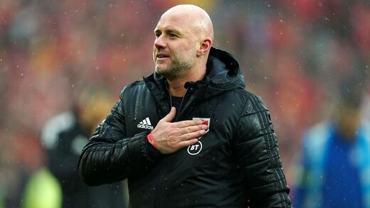 کری خوانی سرمربی ولز برای ایران کری خوانی سرمربی ولز برای ایران