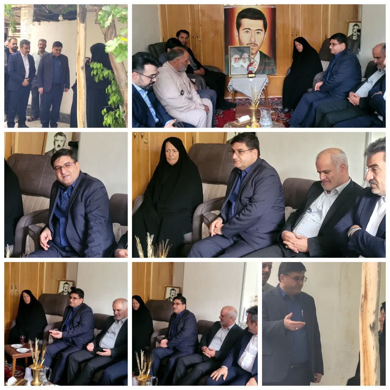 دیدار استاندار با خانواده شهید ایرج ثانی در شهر سامان دیدار استاندار با خانواده شهید ایرج ثانی در شهر سامان
