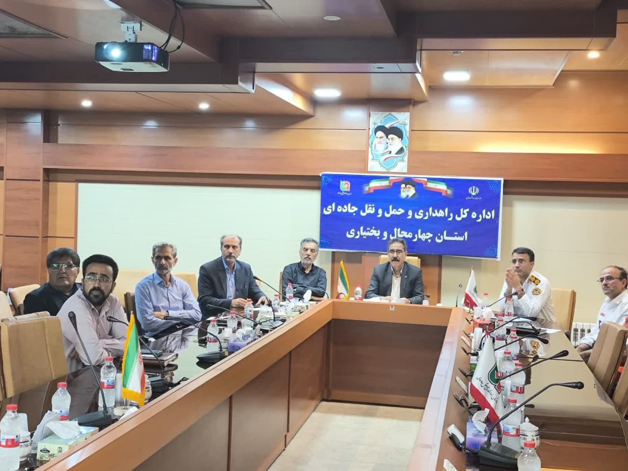 برگزاری جلسه هماهنگی خدمات سفر برای تسهیل تردد زائران اربعین حسینی در چهارمحالوبختیاری برگزاری جلسه هماهنگی خدمات سفر برای تسهیل تردد زائران اربعین حسینی در چهارمحالوبختیاری