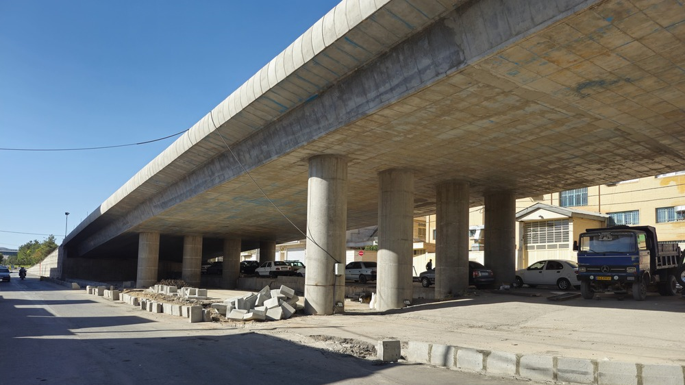 اجرای عملیات پیادهروسازی در ضلع جنوب شرقی تقاطع شهدای خدمت اجرای عملیات پیادهروسازی در ضلع جنوب شرقی تقاطع شهدای خدمت