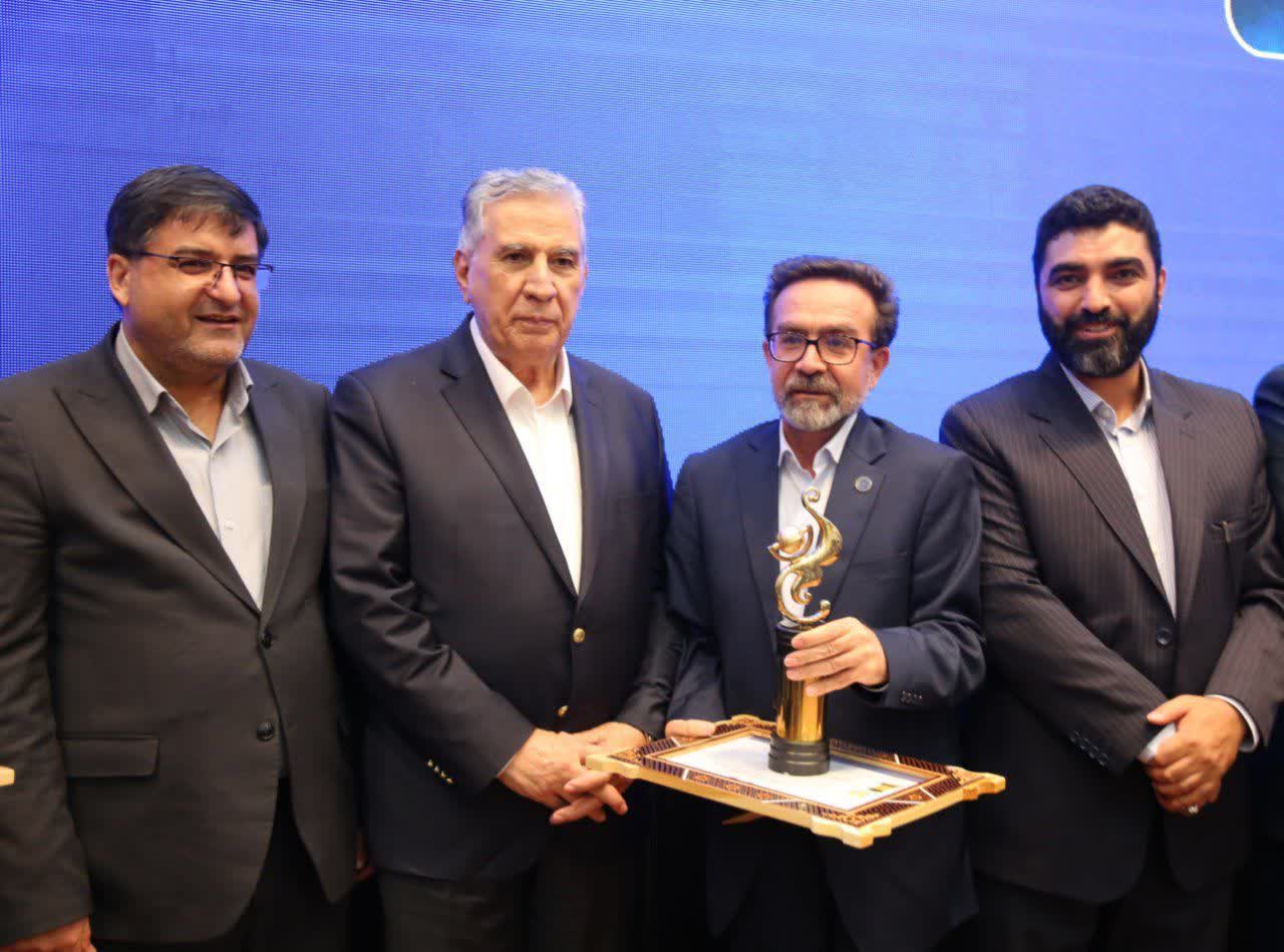 پتروشیمی لردگان صادرکننده برتر استان چهارمحال و بختیاری شد پتروشیمی لردگان صادرکننده برتر استان چهارمحال و بختیاری شد