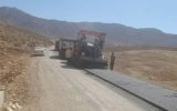 آغاز عملیات اجرایی پروژه روکش آسفالت محور لشتر-چویلان در شهرستان اردل