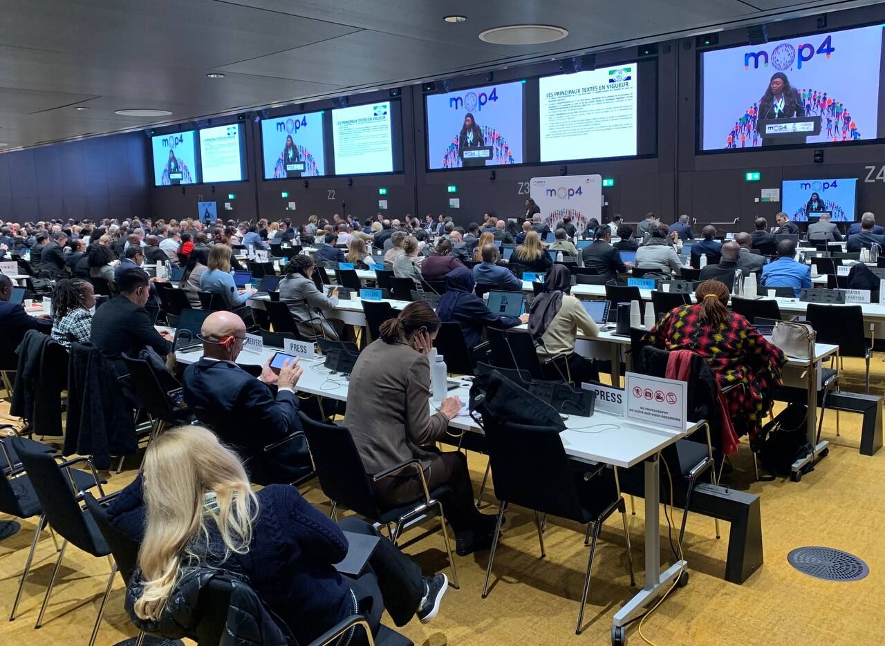 انتخاب نماینده ایران بعنوان رئیس کمیته Aریشه کنی تجارت غیرقانونی دخانی سازمان جهانی بهداشت انتخاب نماینده ایران بعنوان رئیس کمیته Aریشه کنی تجارت غیرقانونی دخانی سازمان جهانی بهداشت