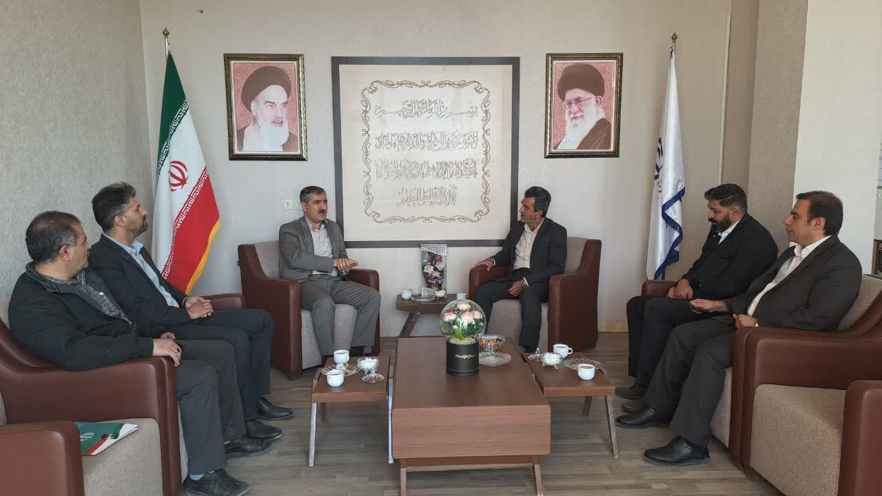 سرپرست جدید اداره تعاون، کار و رفاه اجتماعی شهرستان شهرکرد معرفی شد سرپرست جدید اداره تعاون، کار و رفاه اجتماعی شهرستان شهرکرد معرفی شد