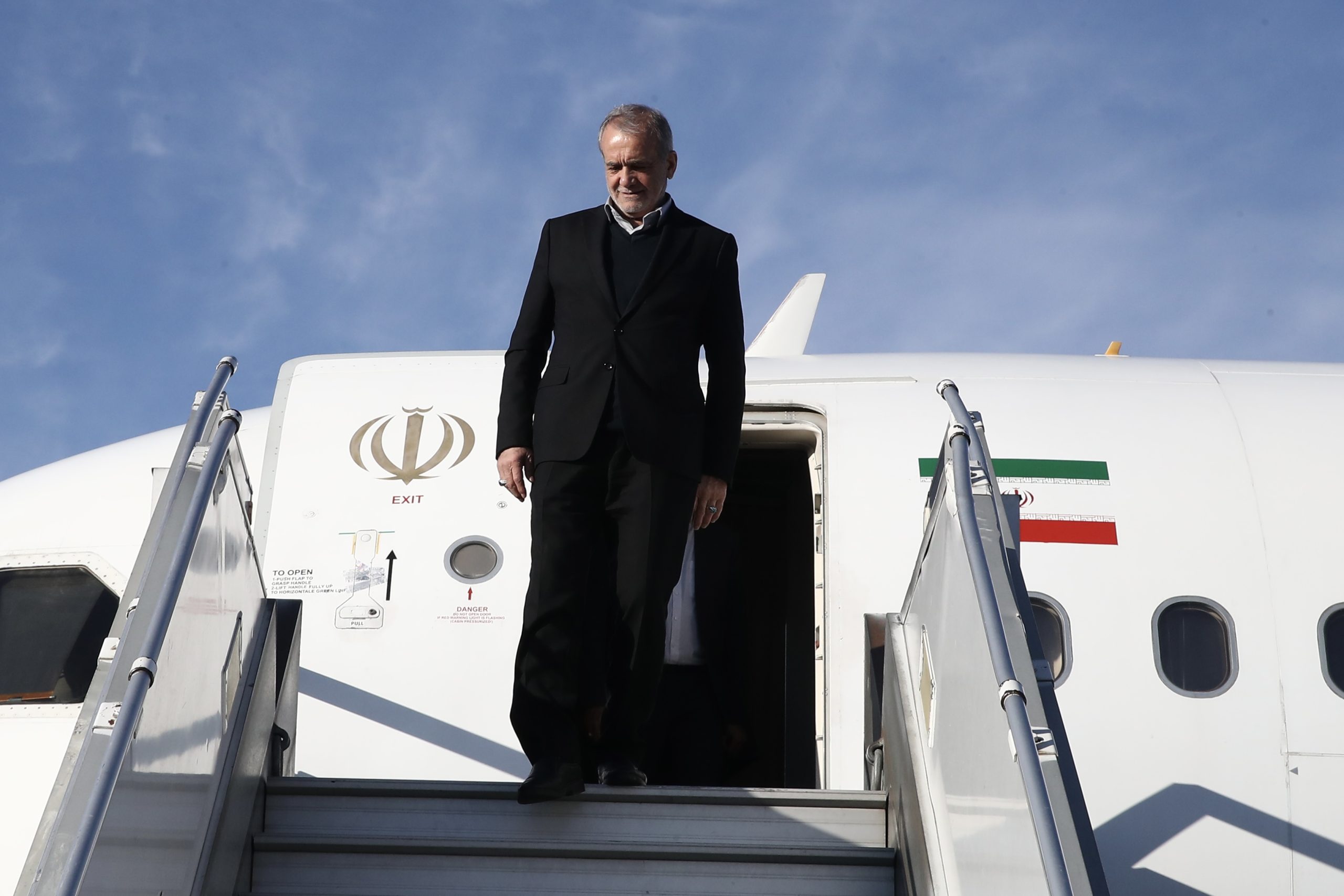 مسعود پزشکیان ، رییس جمهور وارد شهرکرد شد