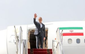 مسعود پزشکیان رئیس جمهور به قزاقستان سفر کرد