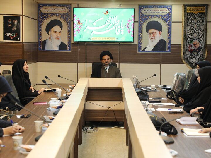 برنامههای هفته زن در چهارمحالوبختیاری با مشارکت بانوان برگزار میشود برنامههای هفته زن در چهارمحالوبختیاری با مشارکت بانوان برگزار میشود