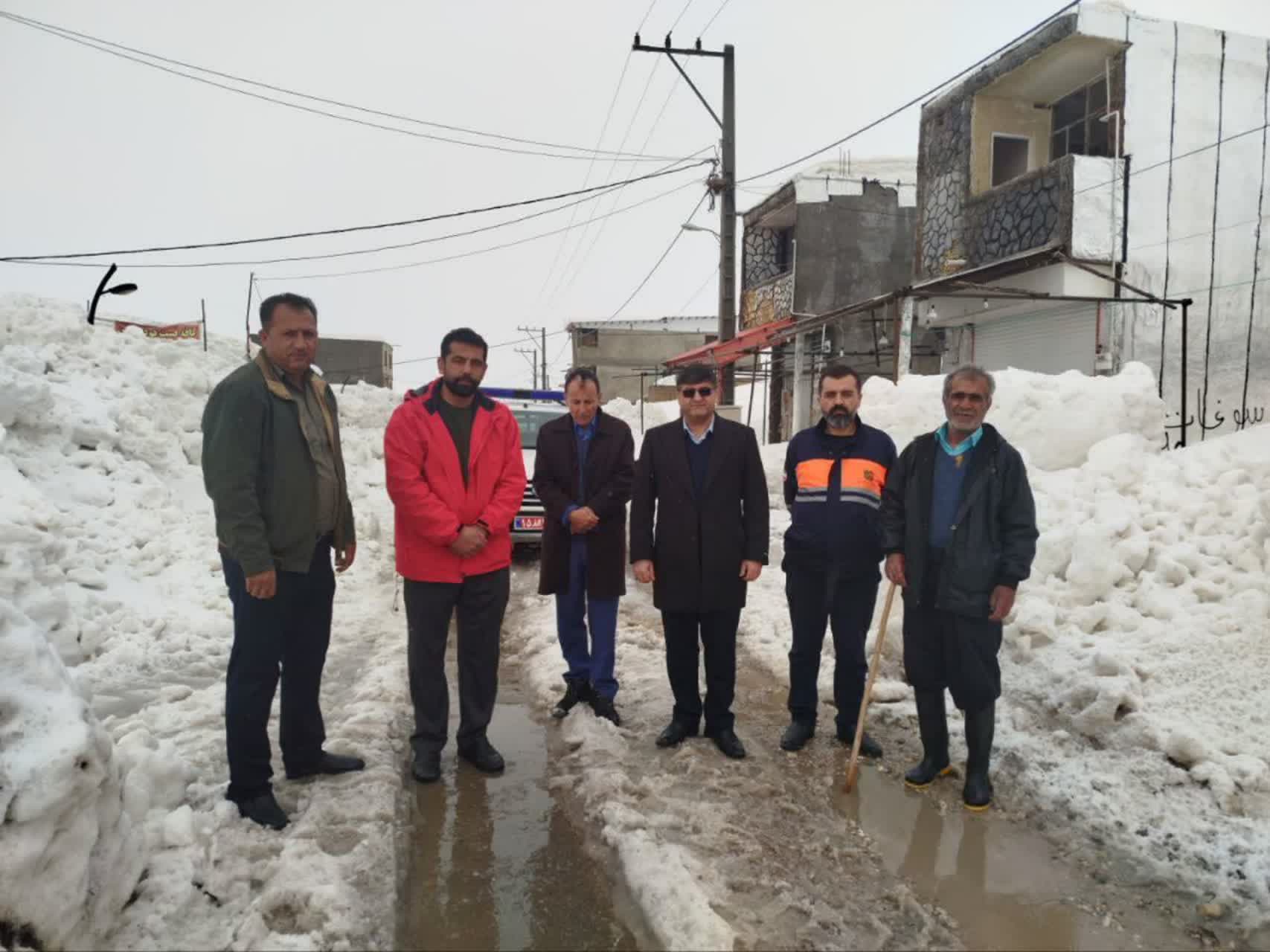 استاندار چهارمحال و بختیاری به‌صورت سرزده از شهرستان کوهرنگ بازدید کرد.