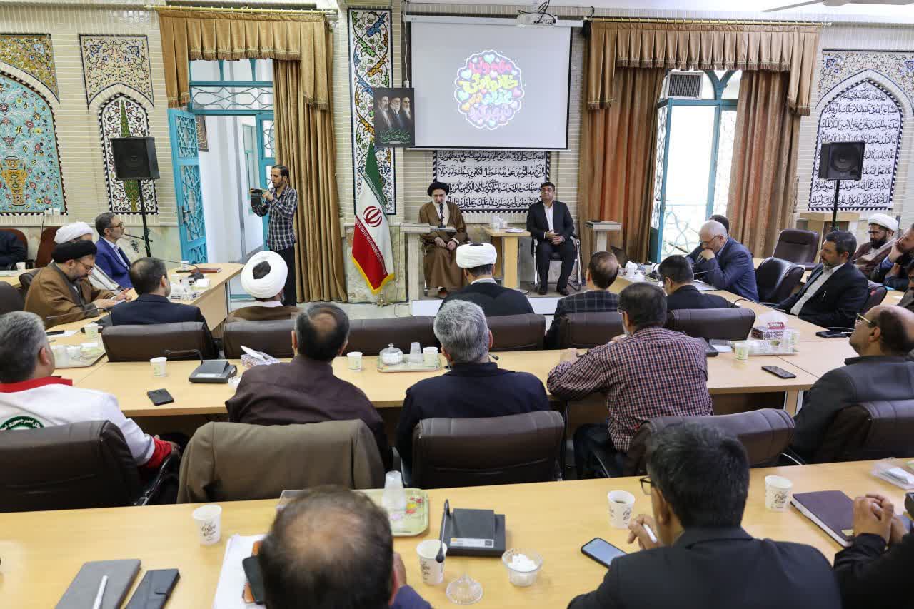 برگزاری جشن بزرگ غدیر در شب عید در بلوار آیتالله کاشانی شهرکرد برگزاری جشن بزرگ غدیر در شب عید در بلوار آیتالله کاشانی شهرکرد
